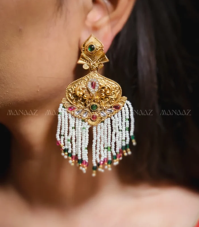 Noor-e-Pari Pearl Earrings