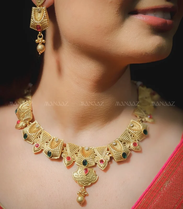 Antique Arch Motif Choker Set