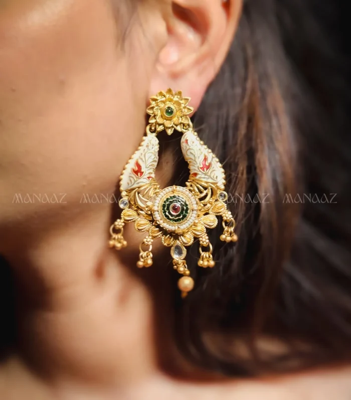 Shwet Mayur Minakari Drops