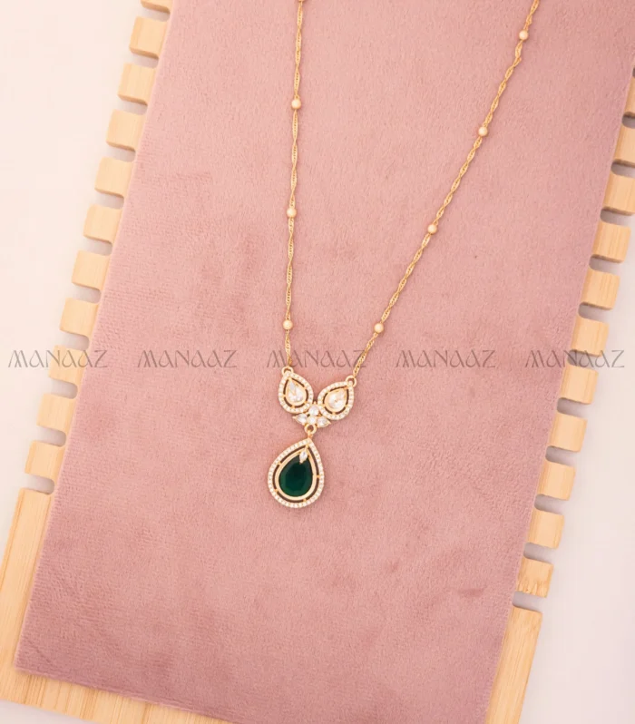 Vrinda Emerald Drop Set