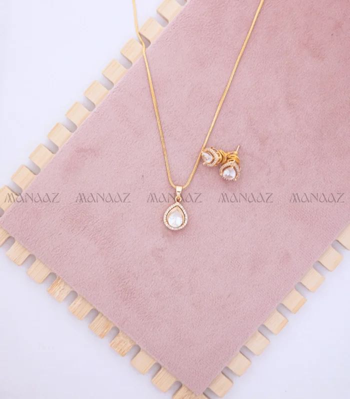 Drop Mozonite Pendent Set