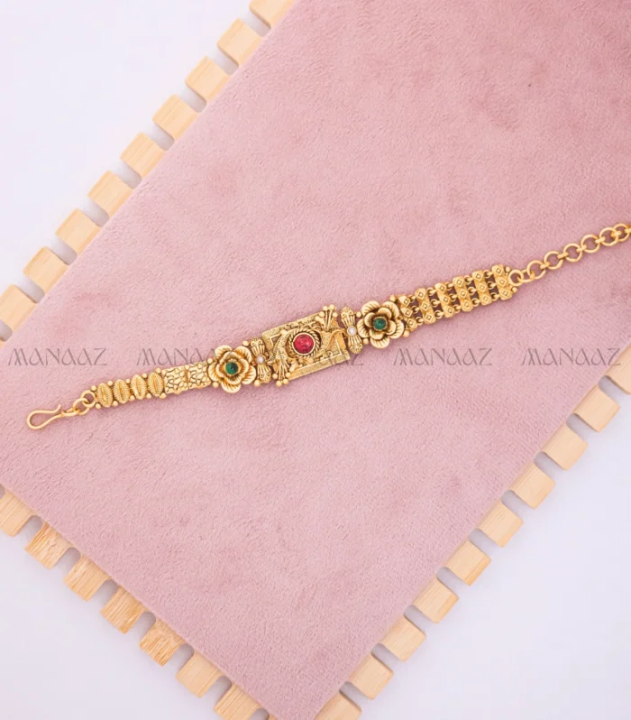 Elegant Copper Wrist Bracelet