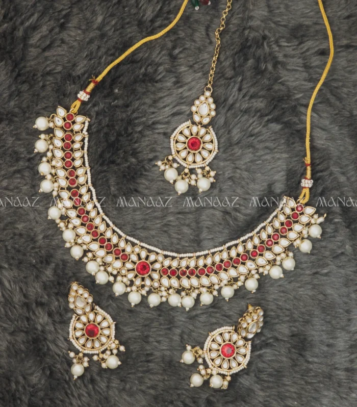 Exclusive Red Choker Set