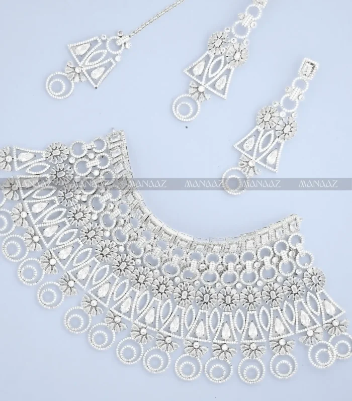 Celestia Royale Diamond-Style Choker Set